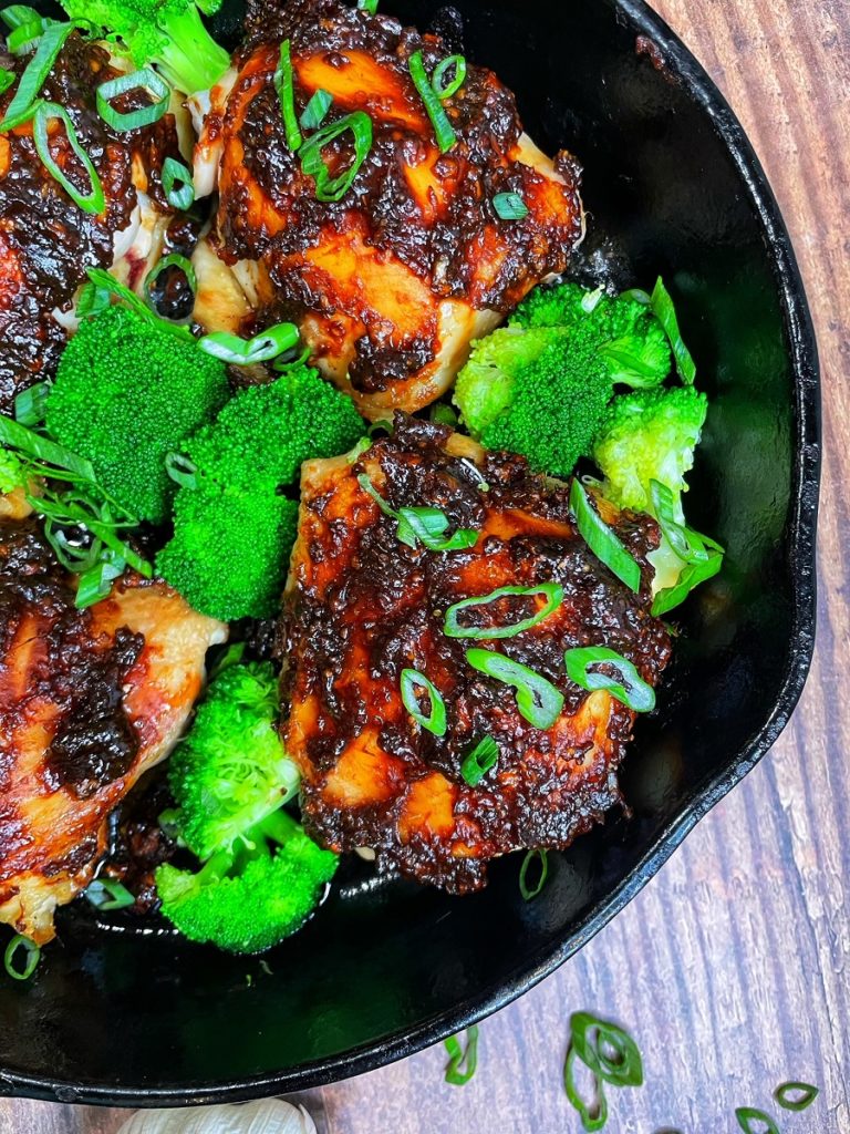 Easy Asian Skillet Chicken Thighs