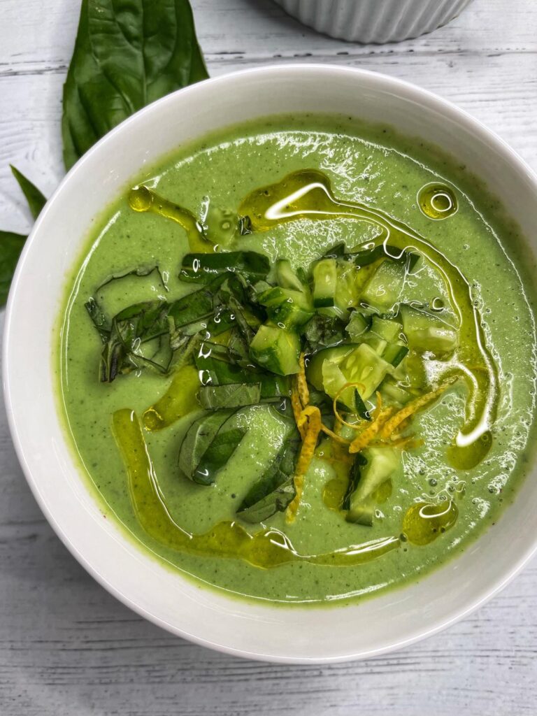 5 Minute Cucumber Soup